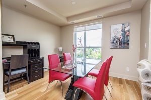 Alavida Lifestyles - Ravines - Dining area